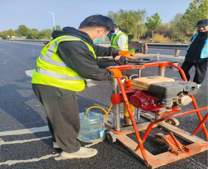 平凡中的堅守，工程質(zhì)量的“守護(hù)者”