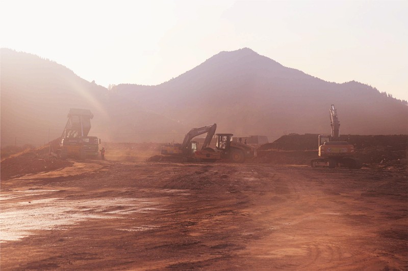 路基二施工現場_副本