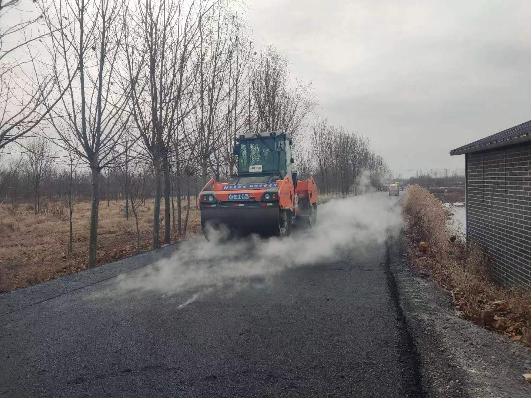 新村瀝青路面攤鋪5paw5p