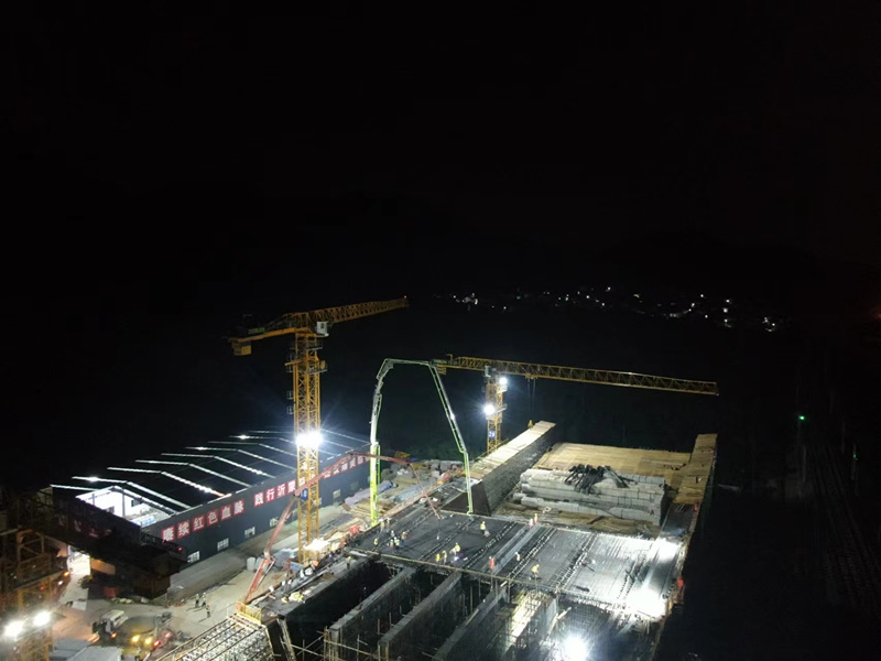 澆筑過程航拍圖_副本 澆筑過程航拍圖_副本