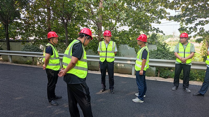公司對臨淄四好農村路提升改造項目開展第三季度安全檢查