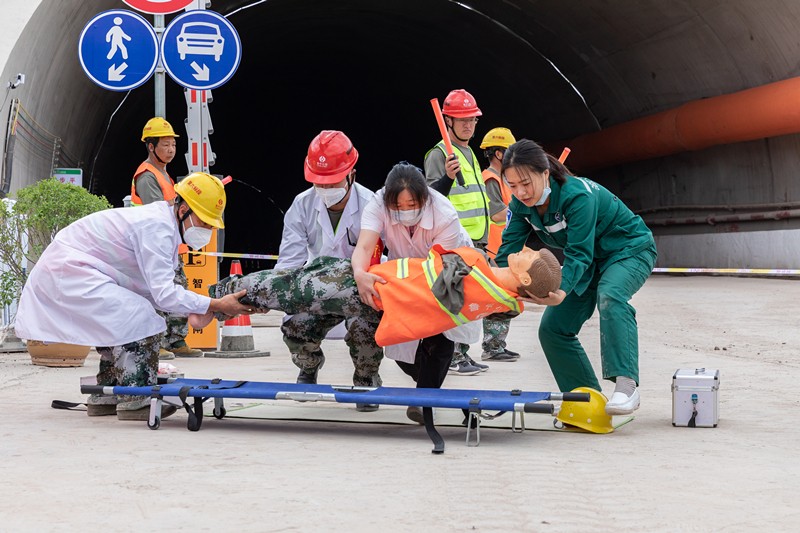 3、演練救援_副本