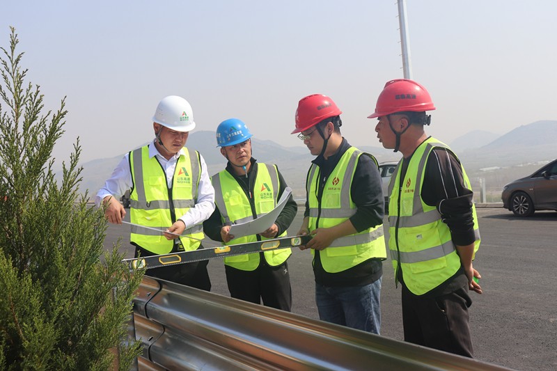 臨臨高速項目辦工程部長周洋洋蒞臨項目指導(dǎo)工作