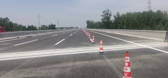 萬眾一心迎“兩會(huì)”，G2項(xiàng)目保通保暢保安全