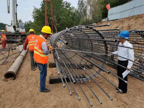 【抓作風(fēng) 創(chuàng)效益】開局即開戰(zhàn)——G205山深線郯城繞城段改建項(xiàng)目拉開大干序幕