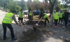 淄博市公路管理局領(lǐng)導考察慰問博沂路施工一線