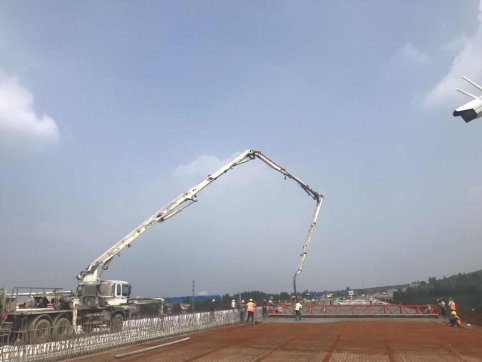 青蘭項(xiàng)目部打響8月生產(chǎn)攻堅(jiān)戰(zhàn)