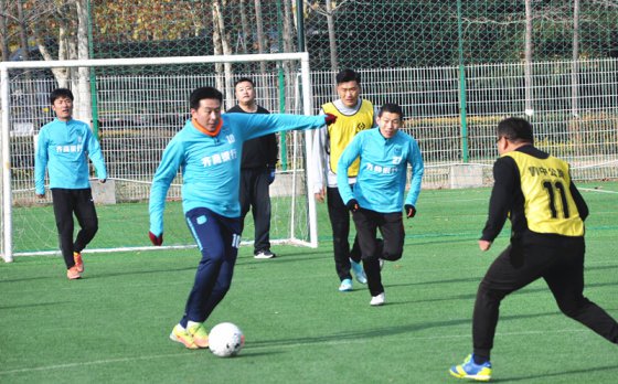 2020年“魯中公路”杯六人制足球邀請(qǐng)賽激情開(kāi)賽