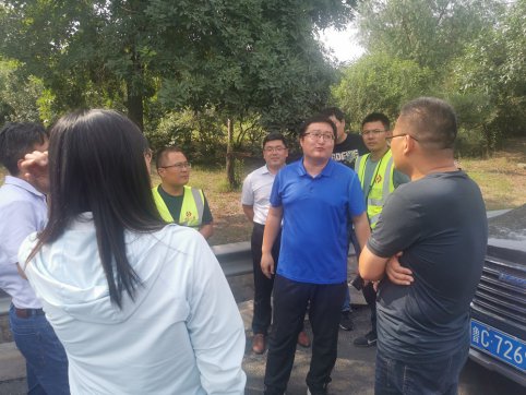 【抓作風(fēng) 創(chuàng)效益】G205山深線南外環(huán)至博山萊城界段中修工程完成階段性交工驗(yàn)收