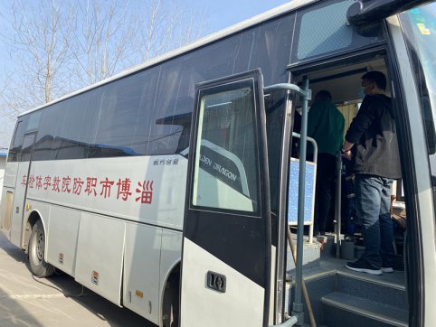 溫馨大巴進(jìn)項(xiàng)目，體檢關(guān)愛(ài)暖人心